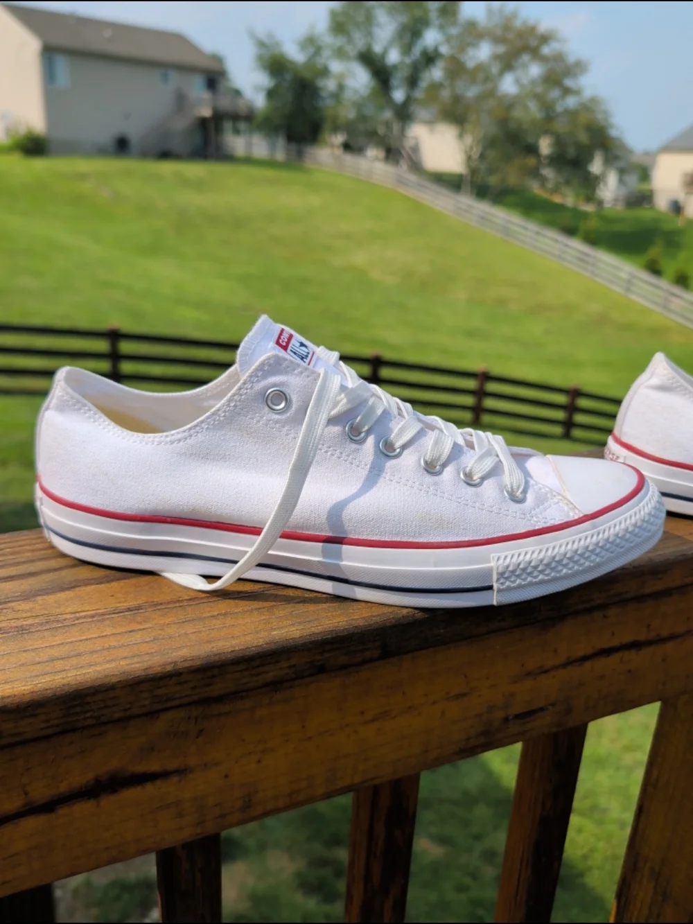 Converse All-Star White Canvas Low Tops Mens' 11.5/Womens' 13.5